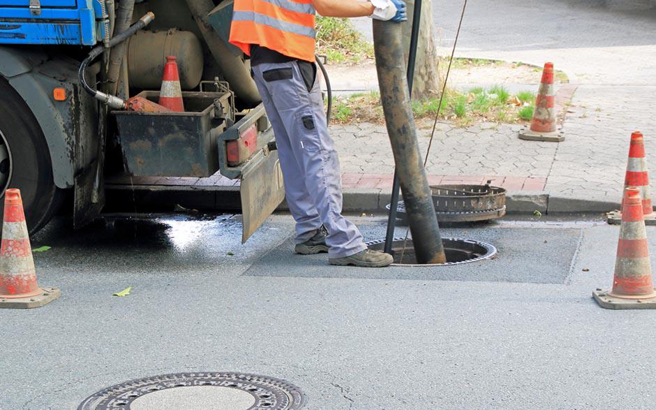 comment déboucher des wc Survilliers